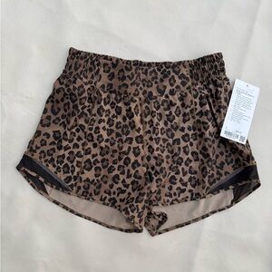 Lululemon Hotty Hot Short 4” Lined Leopard